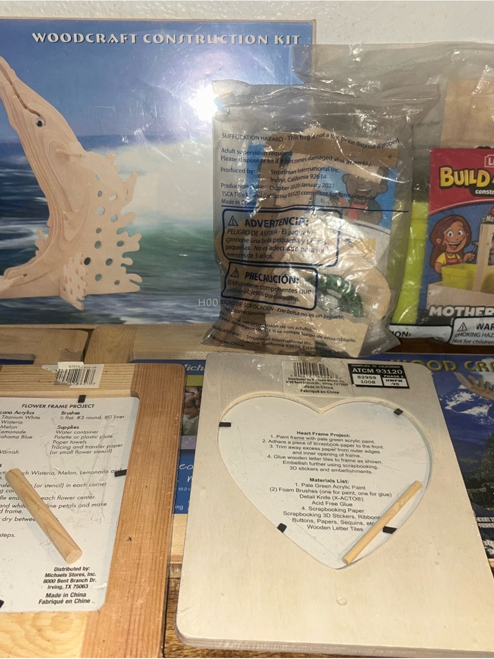 Woodcraft Construction Kit & Heart Frame Craft Set - Natural Wood